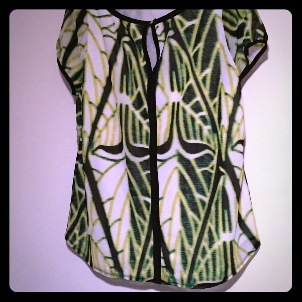 Women’s summer dress shirt